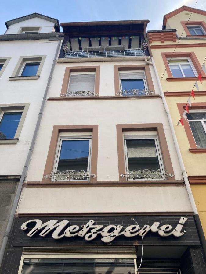 Haus Alte Metzgerei - Im Herzen Der Altstadt Zell an der Mosel Bagian luar foto